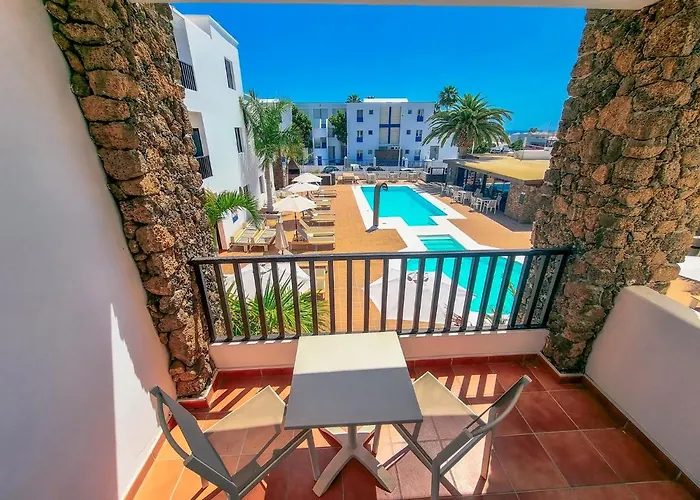 大西洋俱乐部酒店 *